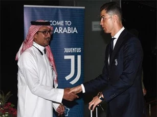 Ronaldo và kỷ lục ghi bàn kinh ngạc khi Juventus đụng độ Milan