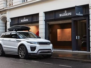 Range Rover Evoque giảm giá 200 triệu dịp giáp Tết