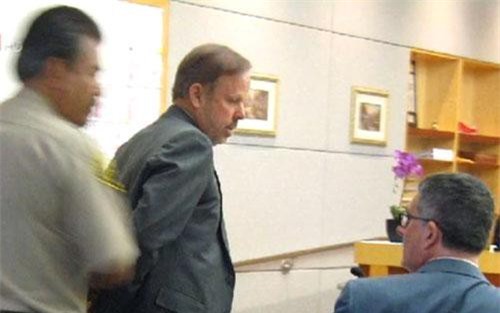 Phạt bác sĩ 105 triệu USD vì hướng dẫn sai bệnh nhân chữa ung thư