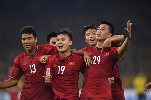 Thầy trò HLV Park Hang-seo: Cuộc sống không dễ dàng với người mạnh mẽ