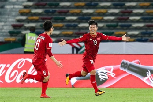 CLIP: Quang Hải lập siêu phẩm vào lưới Yemen