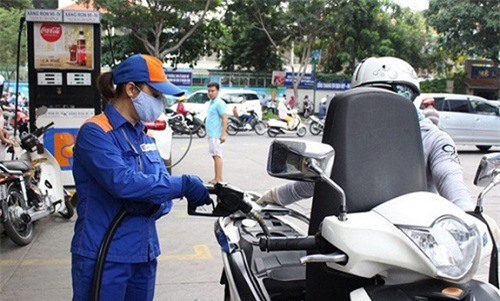 Giữ nguyên giá xăng dầu