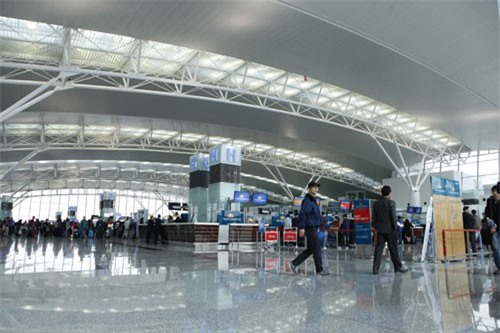 Phân luồng hành khách từ xa để giảm tải nhà ga Nội Bài