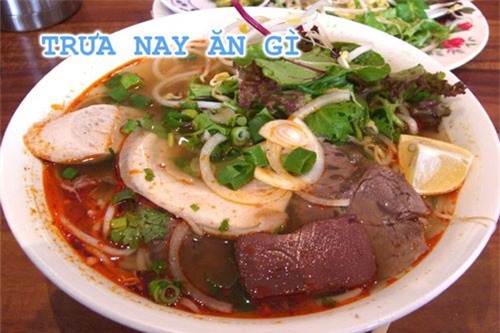 Hướng dẫn làm bún bò Huế đơn giản tại nhà