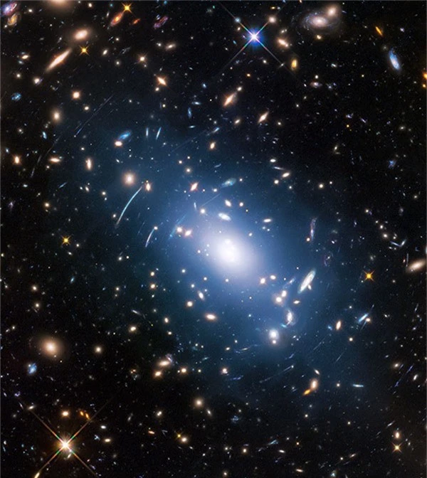 Các ngôi sao bị xé rời có thể đóng vai trò là công cụ thăm dò vật chất tối.