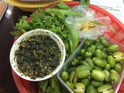 Cách làm bắp cải cuộn nhót xanh chấm chẳm chéo chuẩn vị mà nhanh nhất