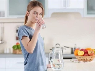 CLIP: 10 lợi ích khi uống nhiều nước mỗi ngày