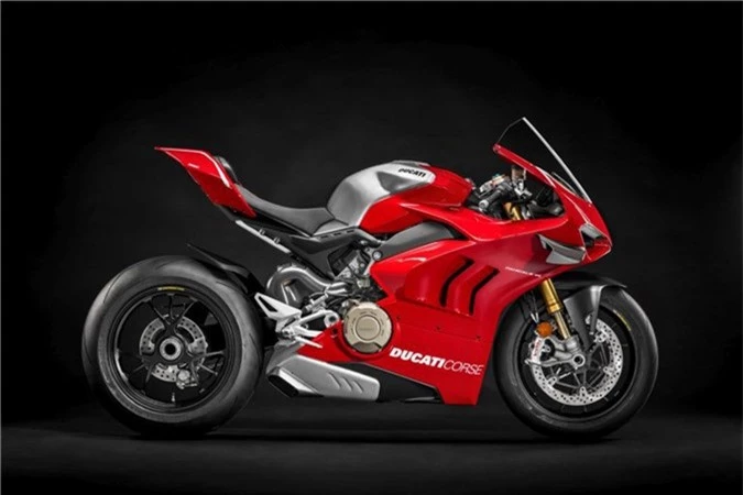 Ducati công bố giá bán loạt xe PKL đời 2019, từ 14.000 USD. Monster 821 Stealth, Diavel 1260, Hypermotard 950, Multistrada 950, Panigale V4 S Corse và Panigale V4 R là những phiên bản mới của đại gia đình Ducati. (CHI TIẾT)