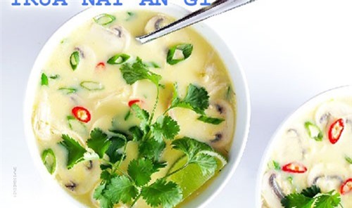 Súp gà cốt dừa kiểu Thái