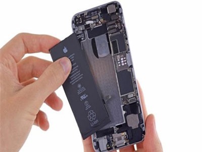 11 triệu người dùng thay thế pin iPhone khiến Apple 'gặp họa'