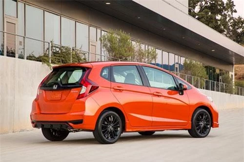 10. Honda Fit 2019 (giá khởi điểm: 17.885 USD).