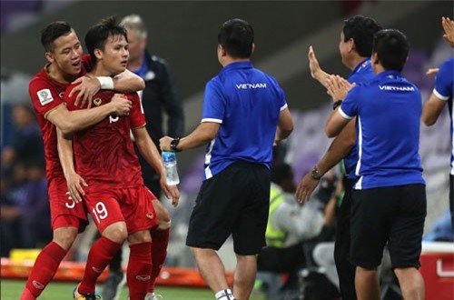 Quang Hải: 'Dù còn một tia hy vọng, Việt Nam vẫn sẽ chờ đợi'