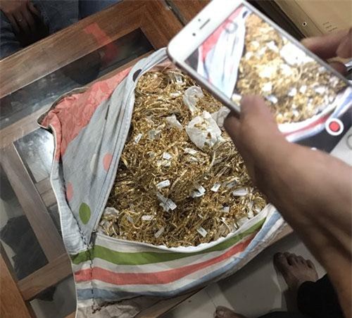 Quảng Nam: Phát hiện 2 đối tượng bán số lượng vàng “khủng” nghi bất hợp pháp