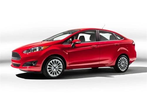 6. Ford Fiesta 2019 (giá khởi điểm: 16.330 USD).