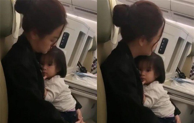 Văn Mai Hương ghi hình cảnh Phạm Quỳnh Anh mệt mỏi vẫn ôm chặt con gái chạy show diễn