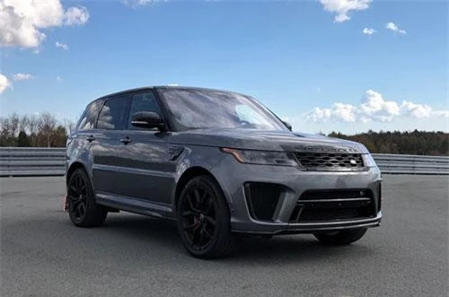 =8. Range Rover Sports SVR (vận tốc tối đa: 280 km/h).