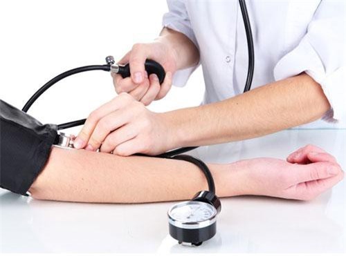 Ăn nhiều đường sẽ làm tăng huyết áp