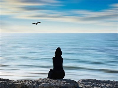 Con người cô đơn nhất ở tuổi nào?