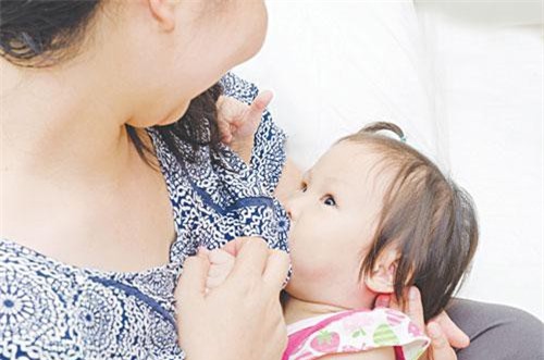 Trẻ nên ăn gì khi mẹ thiếu sữa?