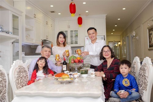 Đàn ông không vô tâm, chỉ là chưa biết cách thể hiện tình cảm