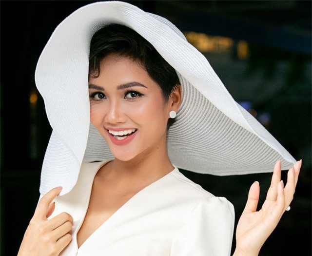 Hoa hậu H'Hen Niê lọt vào danh sách ứng viên Gương mặt trẻ VN tiêu biểu 2018