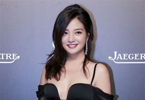 Vụ kiện đầu tiên Triệu Vy thua vì gian lận chứng khoán: Số tiền bồi thường là bao nhiêu?