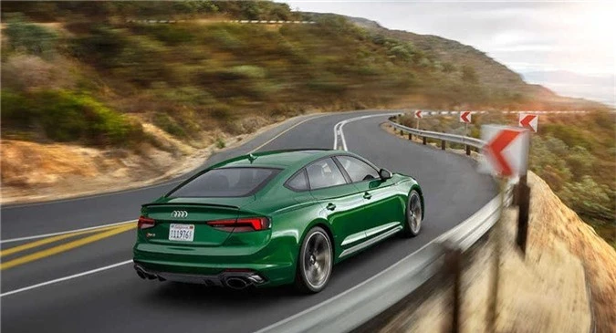 Ra mắt sedan coupe Audi RS5 Sportback: Không có đối thủ! ảnh 8