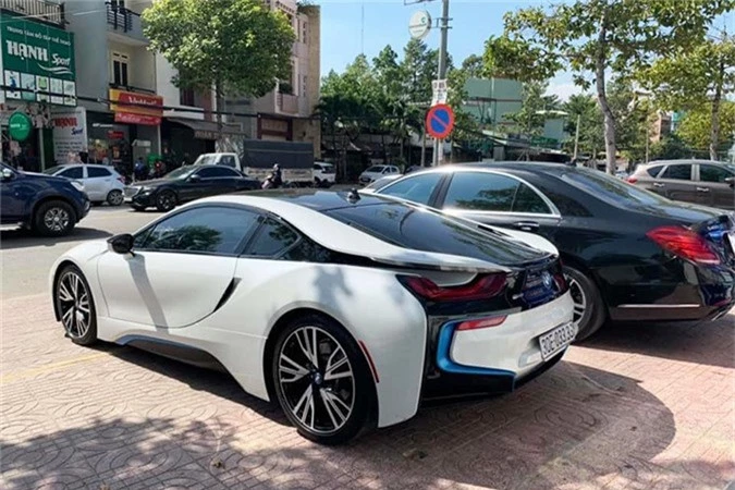 Sieu xe BMW i8 bien 