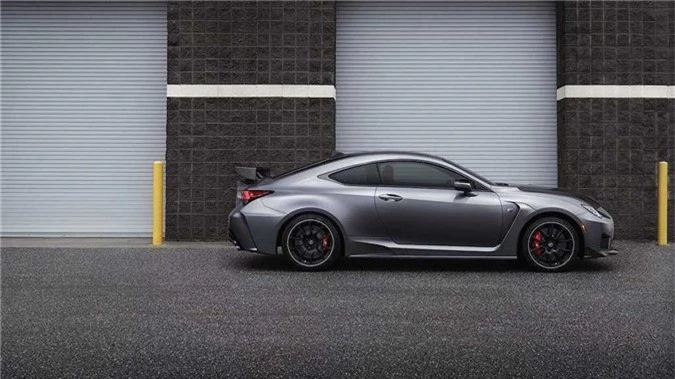 Trình làng Lexus RC F Track Edition 2020 “quyết đấu