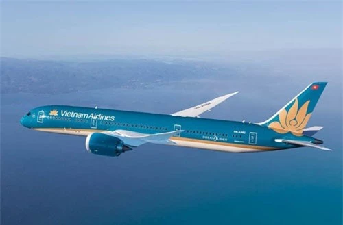 Vietnam Airlines đi trước về sau Vietjet?