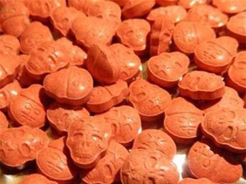 Ma túy hình sọ người được chuyển phát nhanh từ Hà Lan về Việt Nam