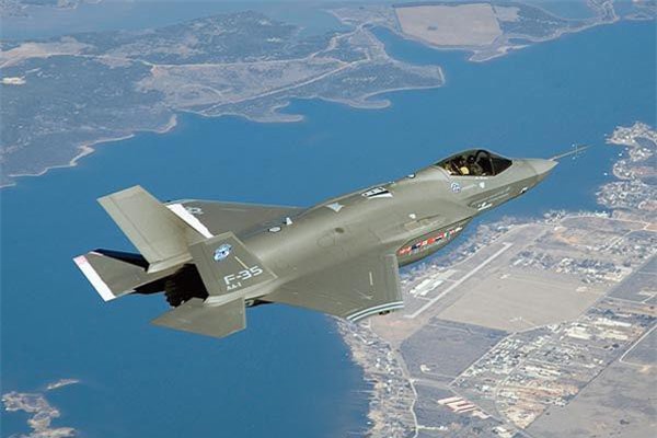 Quốc gia Đông Nam Á đầu tiên tính mua "tia chớp" F-35 của Mỹ