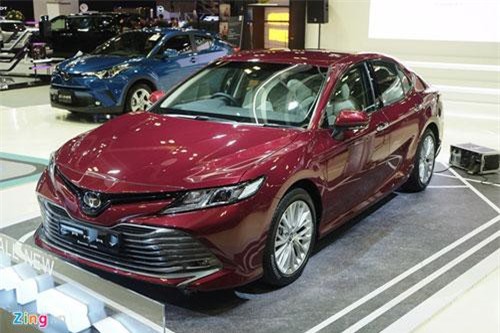 XE HOT (18/1): Toyota Camry 2019 sắp về VN, 10 ôtô rẻ nhất thế giới