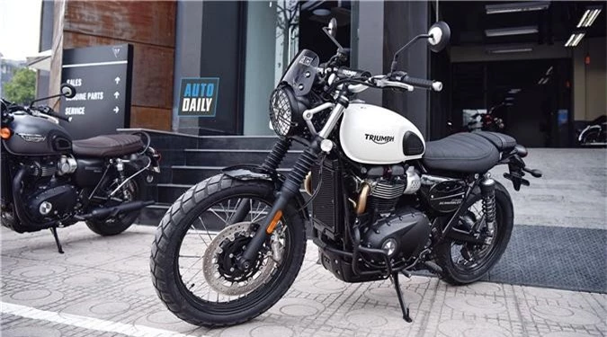 Triumph Street Twin và Street Scrambler 2019 ra mắt tại VN. Cặp đôi Triumph Street Twin và Street Scrambler 2019 vừa chính thức chào thị trường Việt Nam với rất nhiều điểm mới đáng chú ý. (CHI TIẾT)