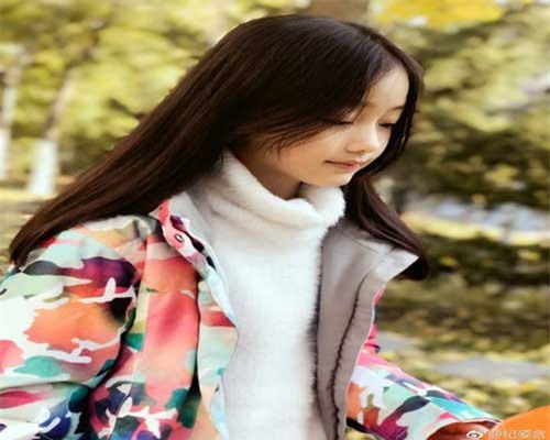 'Con gái Triệu Vy' gây sốt vì quá xinh đẹp khi chỉ hơn 10 tuổi