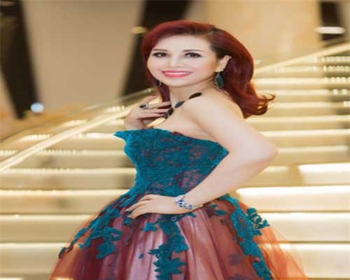 Hoa hậu Diệu Hoa kiêu sa với đầm cúp ngực gợi cảm