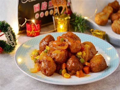 Cả nhà ngon cơm với món gà viên xốt rau củ lạ đậm đà lạ miệng