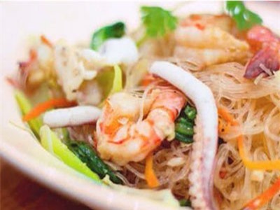 Cách làm miến xào hải sản, mềm dai bổ dưỡng