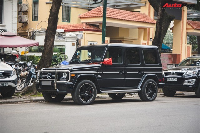 Mercedes-AMG G63 có màu sơn giá hơn 90 triệu đồng xuất hiện trên phố