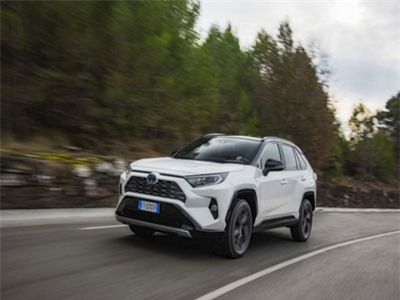 Tim hiểu về Toyota RAV4 Hybrid cho thị trường châu Âu