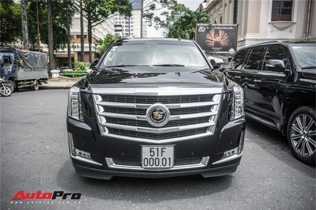 Cadillac Escalade 2015 biển khủng và độc nhất trên phố Sài Gòn - Ảnh 13.