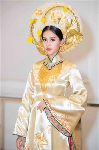 hoa hau tieu vy dep quyen ru va sang trong voi ao dai cung dinh hue hinh 4