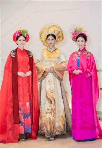 hoa hau tieu vy dep quyen ru va sang trong voi ao dai cung dinh hue hinh 5