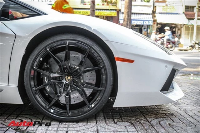 Lamborghini Aventador bí ẩn nhất Việt Nam tái xuất tại Sài Gòn - Ảnh 7.