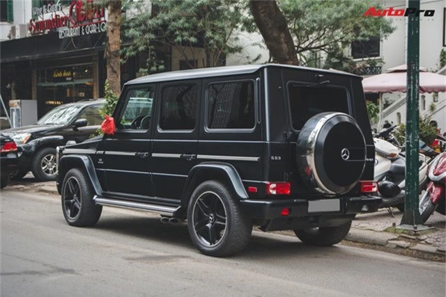 Mercedes-AMG G63 có màu sơn giá hơn 90 triệu đồng xuất hiện trên phố - Ảnh 4.