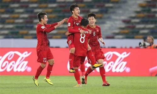 Tờ Fox Sport cho rằng lối chơi phòng ngự của đội tuyển Việt Nam không còn phát huy tác dụng