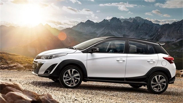 Toyota Yaris Cross 2019 có gầm cao hơn Mazda CX-5 - đối trọng mới của Hyundai Kona? - Ảnh 1.