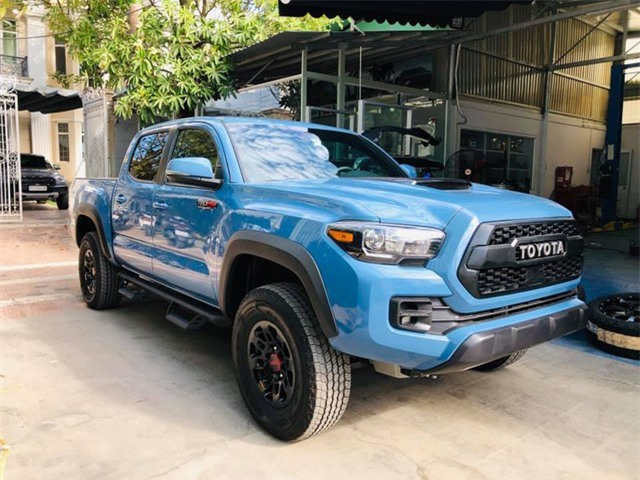 Hàng hiếm Toyota Tacoma TRD Pro đối thủ Ford Ranger Raptor được chào giá gần 3 tỷ đồng tại Việt Nam