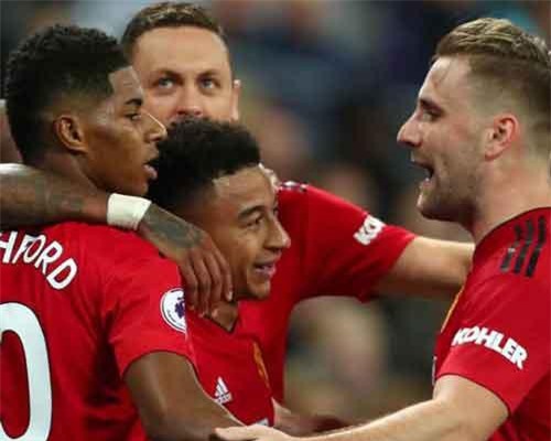 Thầy trò Solskjaer - Pogba có cơ hội thiết lập kỷ lục khó tin ở trận gặp Brighton