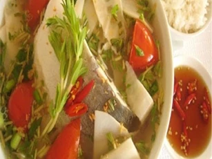 Canh cá nấu măng chua thơm ngon lạ miệng